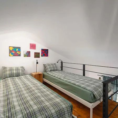 In - Istrien 51990 Apartment